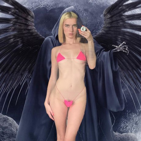 Brooke Lynn Mitchell pretty pornstar images