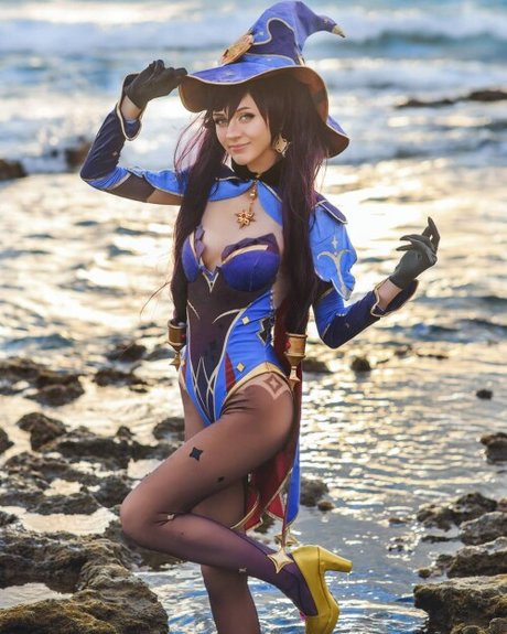 Michal Cosplay_ nude actress photo