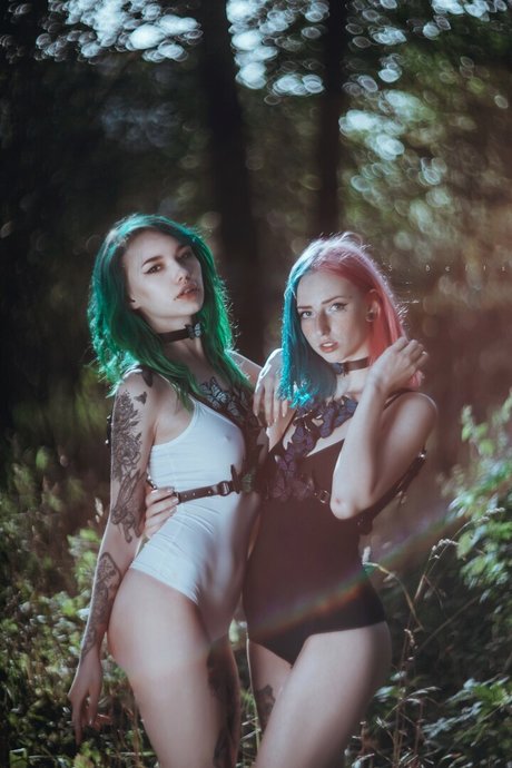 Eliza Satu model sexy gallery