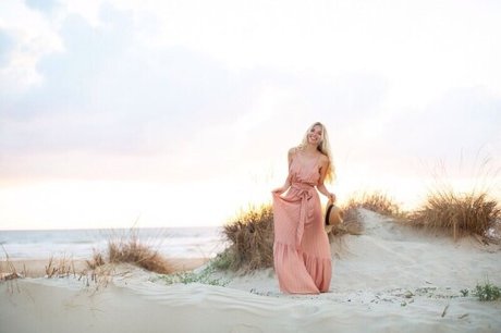 _Anna Bella free actress pics