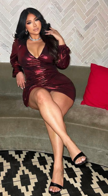 Virdi Anarivas model naked pic