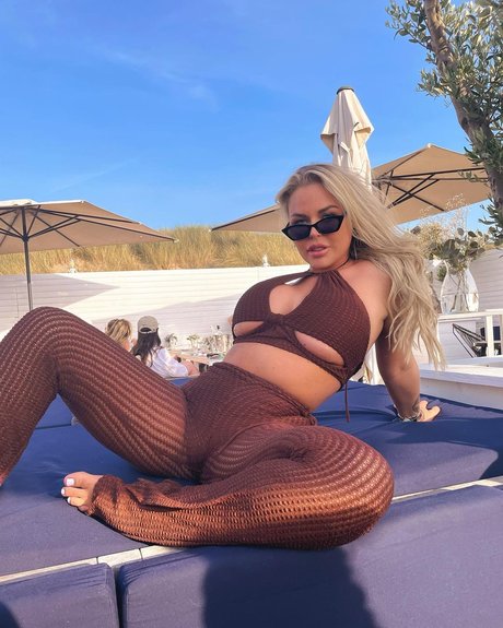 Yana Daems model sex img