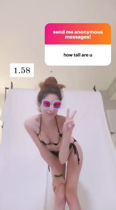 Maya Gold star art archive