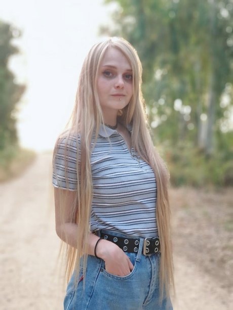 Invaderdd Dee Mente pornstar nudes photos