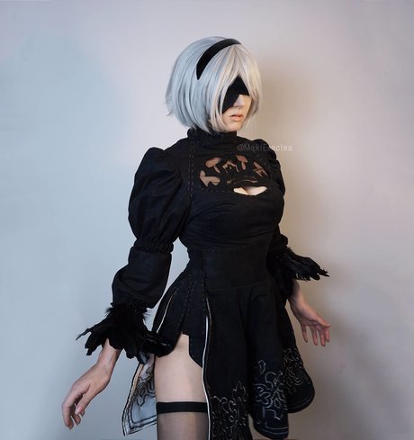 Maki Eraclea exclusive actress image