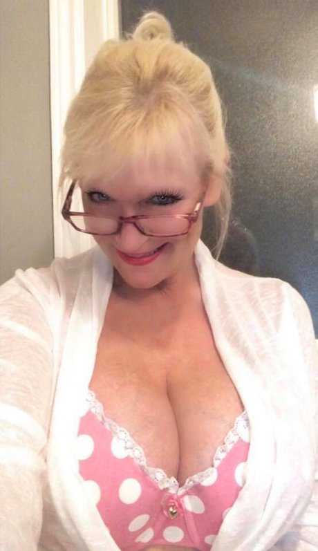 Sandie Lee_ model beautiful archive