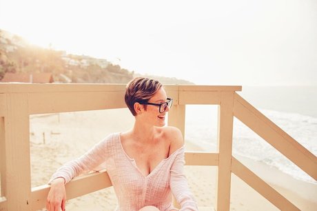 Stella Hayes_ model high quality pics