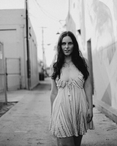 Stella Hayes_ sexy model image