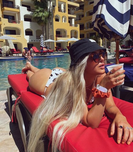 Queentaytayy pornstar nudes pictures