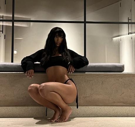 Chloe Scantlebury model free photo