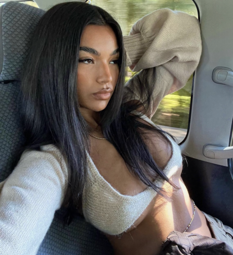 Chloe Scantlebury model top gallery