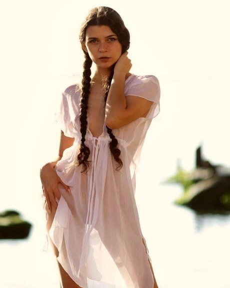 Emily Miller erotic pornstar pic