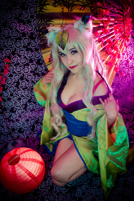 Kitsune No Fullmoon naked actress pics