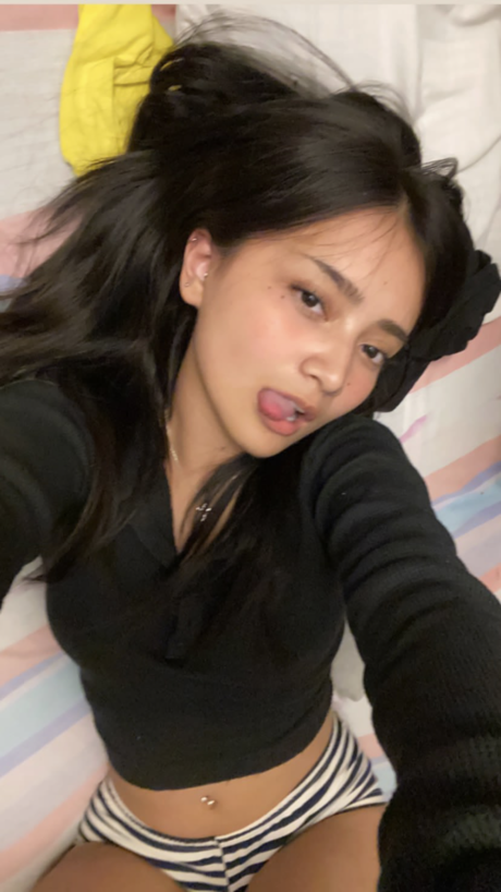 i am clementine pornstar hot img