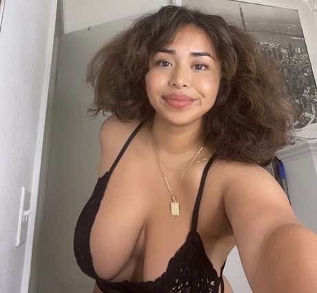 Sarai Fonseca_ star pretty galleries