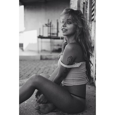 Tohar Frie xxx actress images