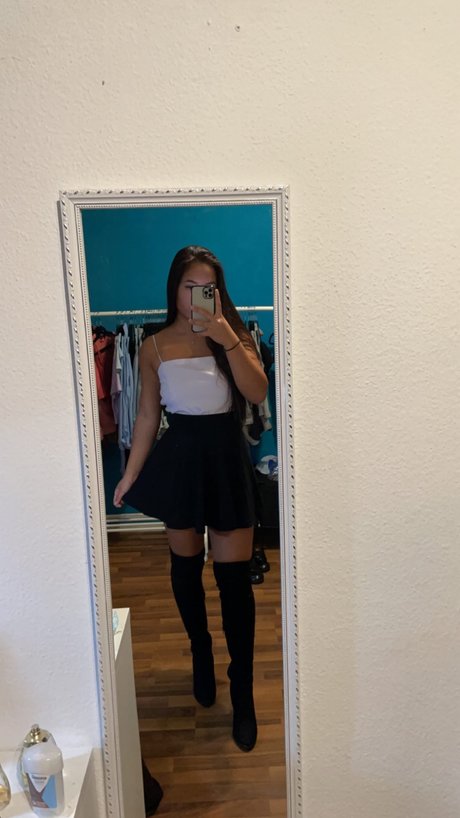 Camii tg exclusive star pictures