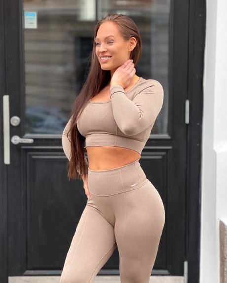 Christina Strom Faere xxx star img