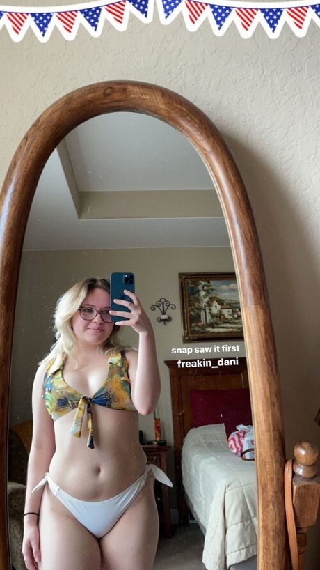 Danielle Delgado best model gallery