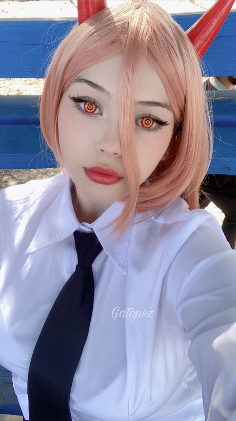 Gato Pez model top photo