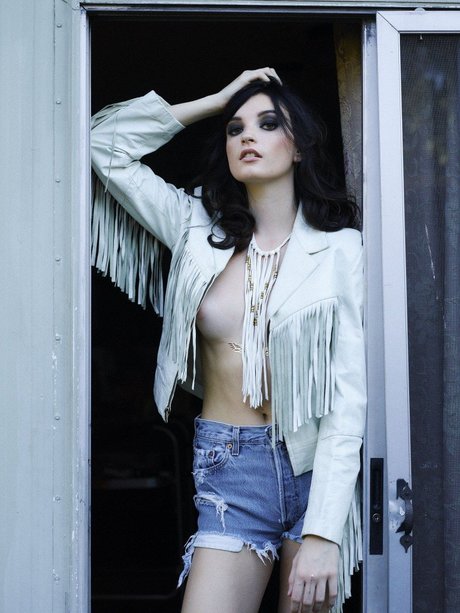 Hannah Masi model nudes picture