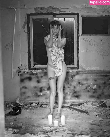 Maya Got free star gallery