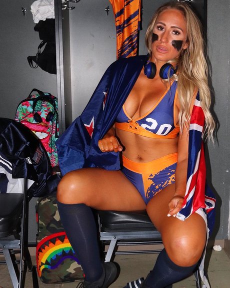 Quincy Hewitt_ top actress img