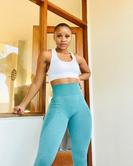 Sharon Gambu high quality star picture