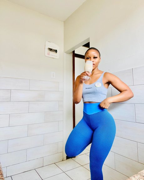 Sharon Gambu hot pornstar pics