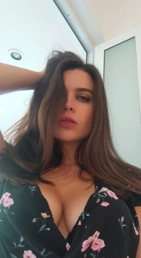 Stephanie Domet model perfect pics