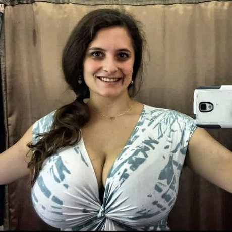 Avery Milla model pornographic pictures