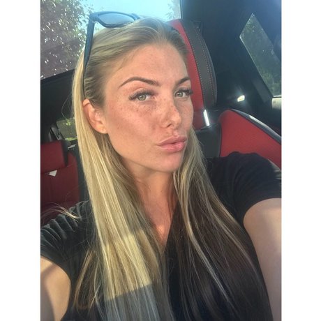 Bethany Samuels nude actress img