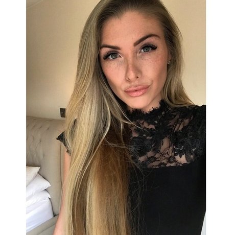 Bethany Samuels model exclusive pics