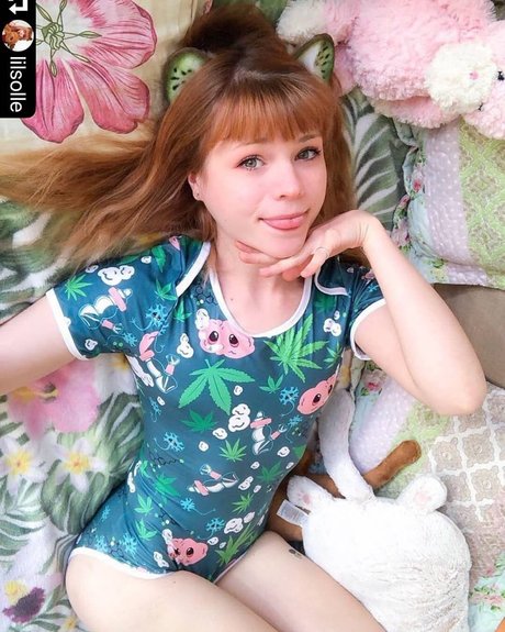 Lilsolle Chickpii art actress picture