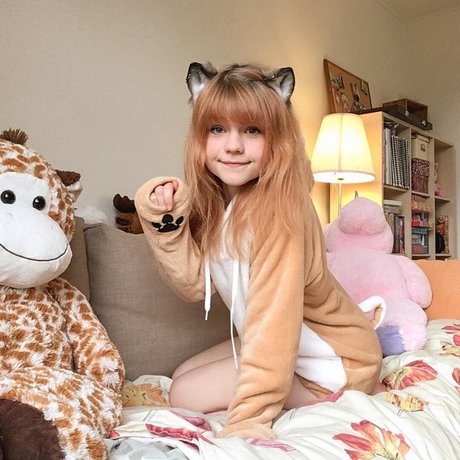 Lilsolle Chickpii hd pornstar pictures