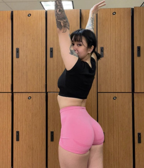 Tabi Lift naked actress photos