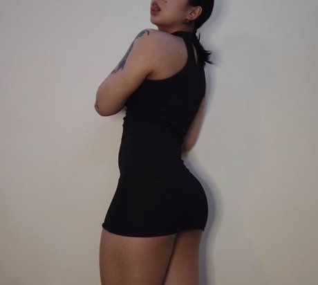 Tabi Lift naked actress picture