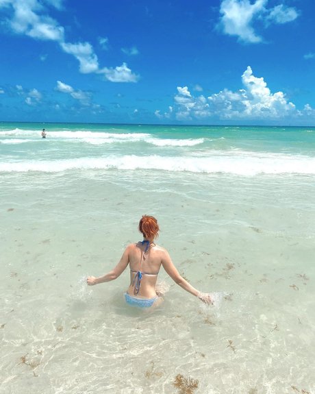 Ana Saia_ pretty pornstar image