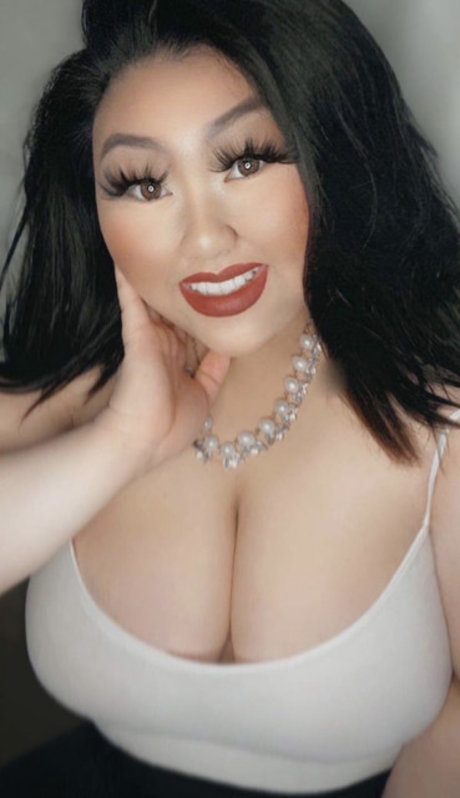 Kendra Vaaj adult star photos