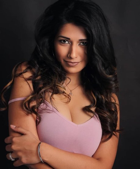 Rasha Kirmani free model images