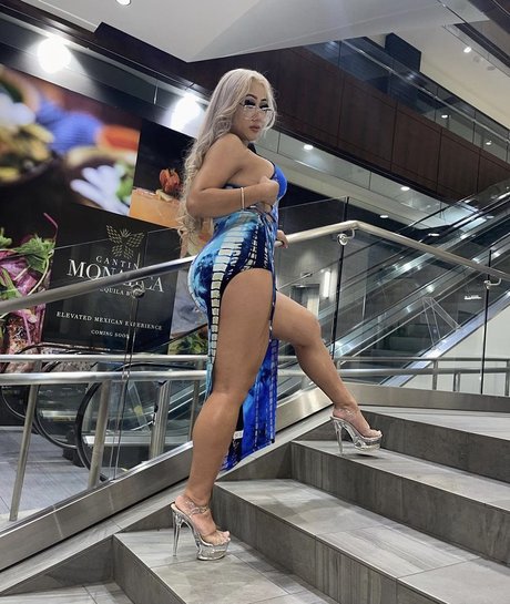 Beamer Babe_ pornstar high quality pics