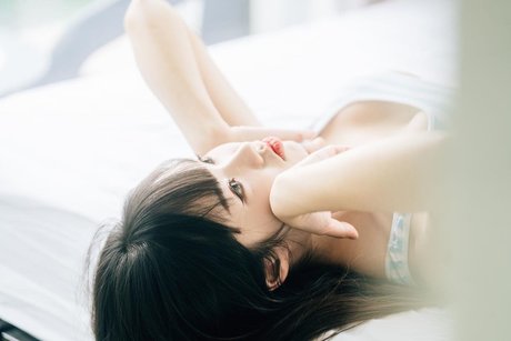 Queenie Lam pornstar free pictures