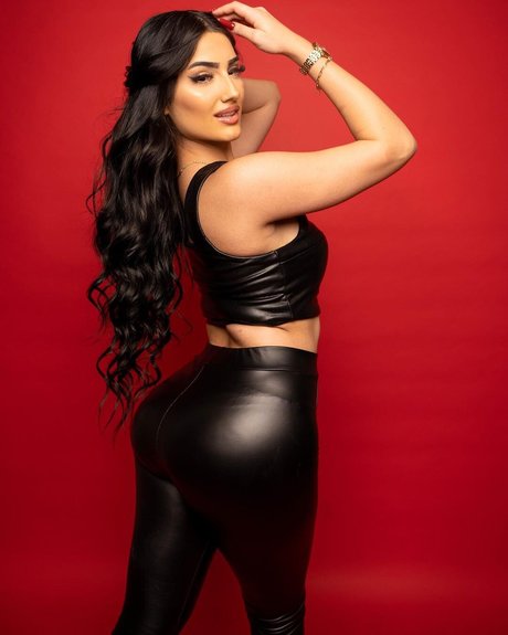 Diana Malchanovich_ pornstar free picture