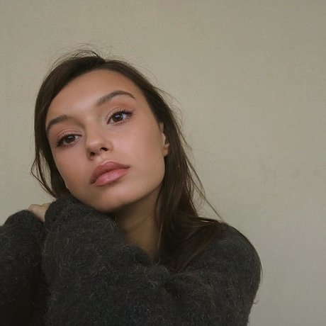 Lucy Bramani beautiful pornstar galleries