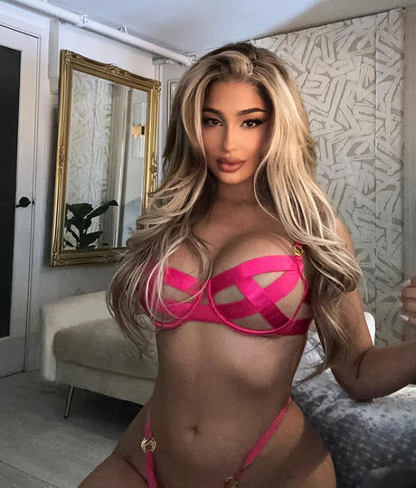 Amanda Padilla pornstar exclusive image