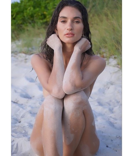 Debbie Stpierre model nice picture