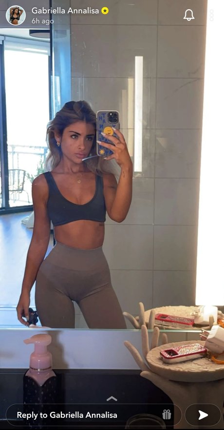 Gabriella Annalisa free pornstar images