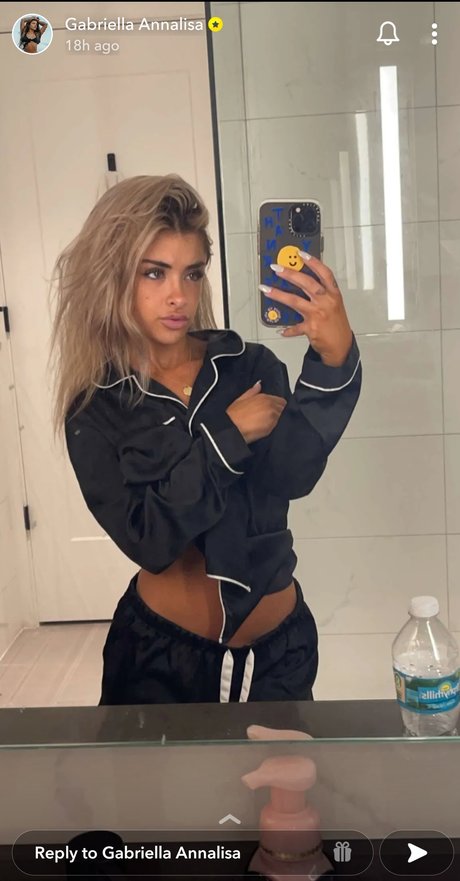 Gabriella Annalisa porn actress pics