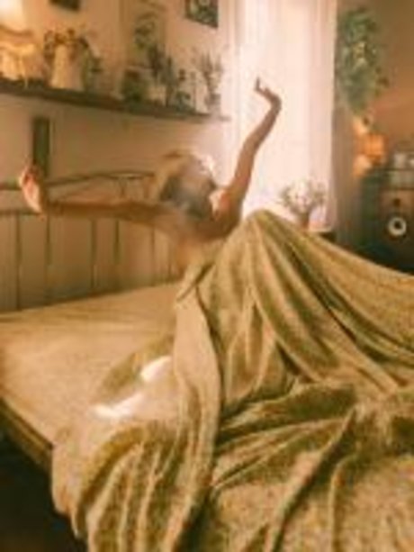 Roxane Eylaud_ star adult pic