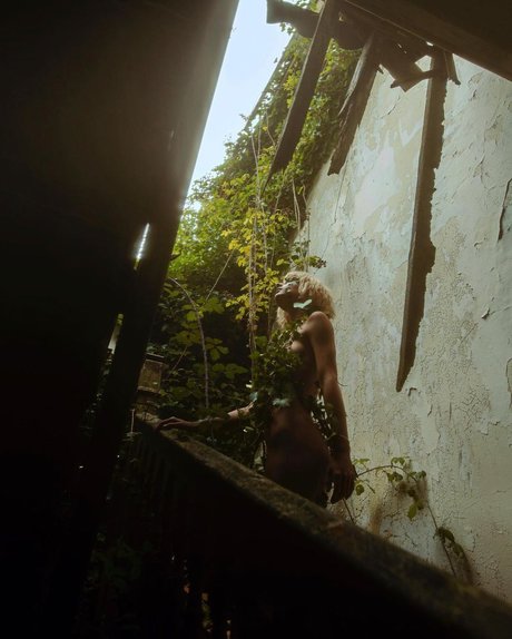 Roxane Eylaud_ model pretty images